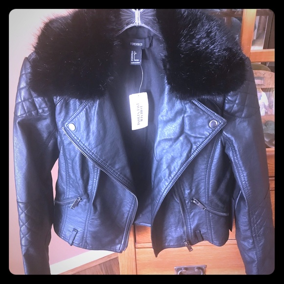 Forever 21 Jackets & Blazers - Forever 21 faux leather moto jacket